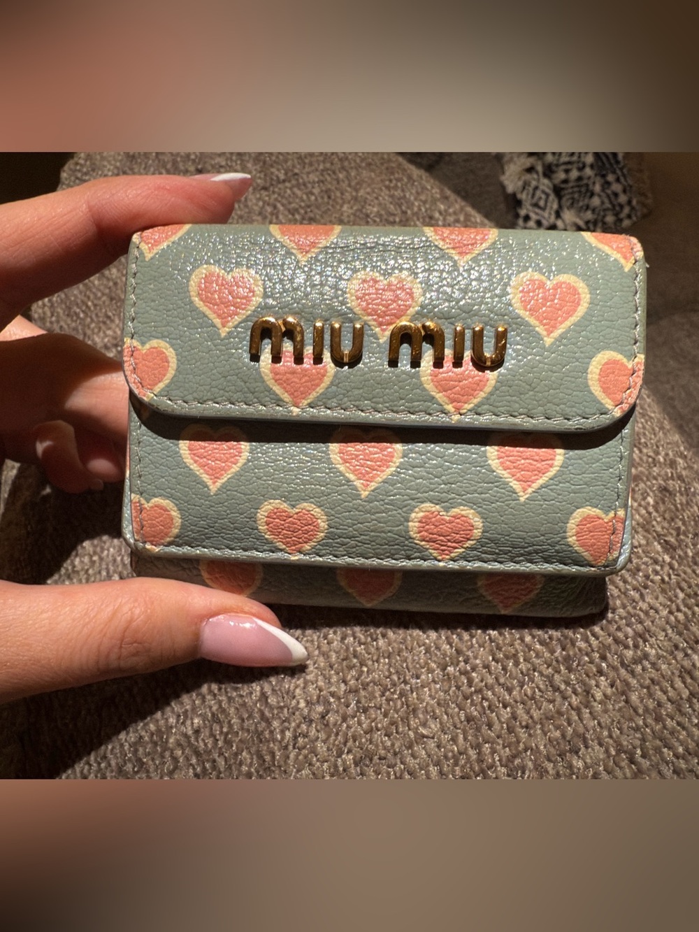 Miu Miu Blue Wallet with Pink Heart Print and Gold Logo - Picture 2 of 10